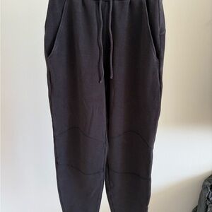 Women’s ALO Black Jogger Pants